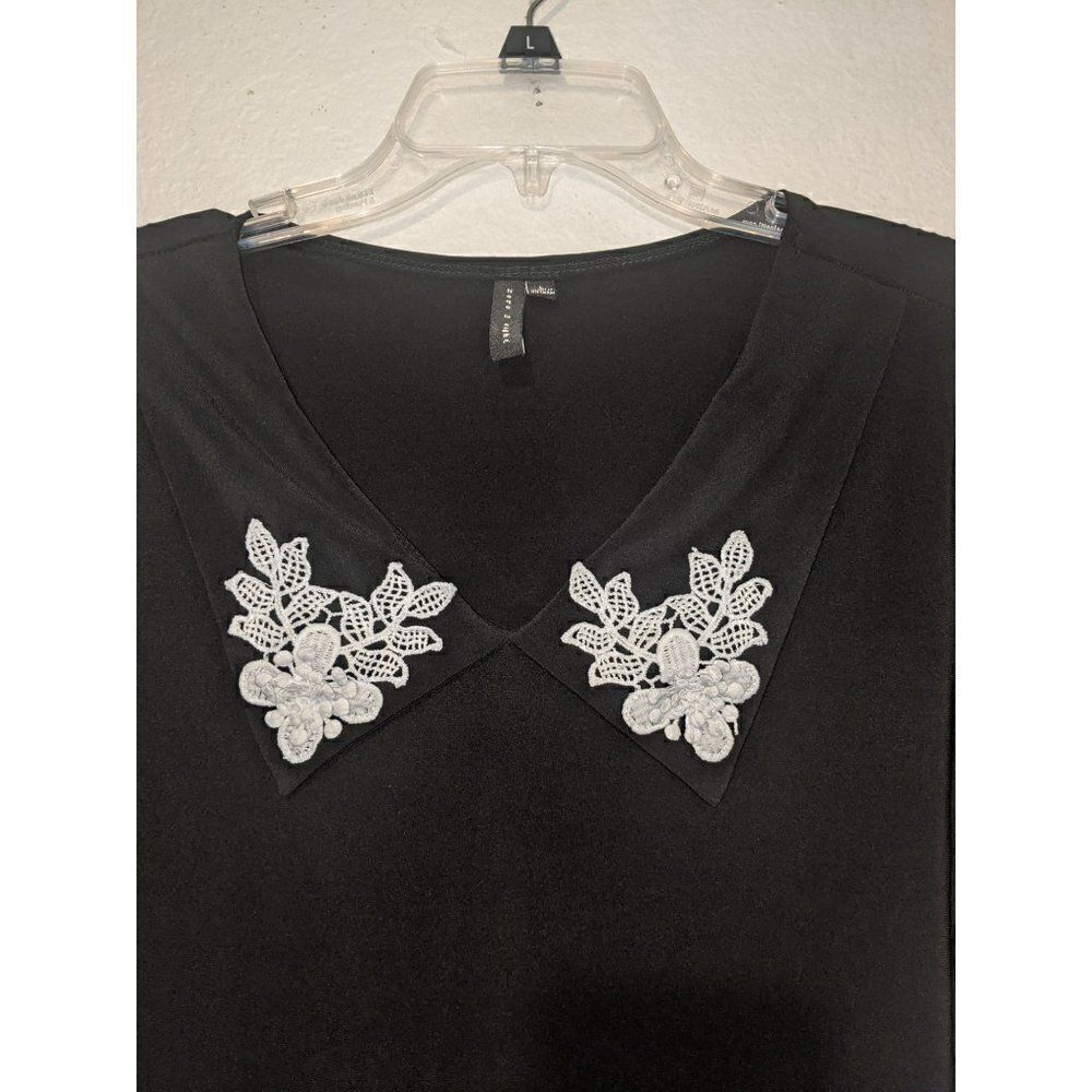 Zero‎ 2 Eight Black Blouse, Vintage-inspired Lace Applique Collar Size L - Picture 10 of 12